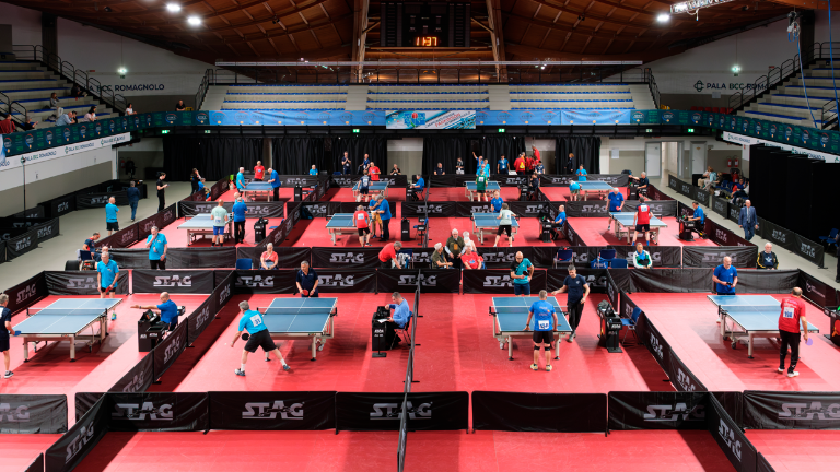 Cesena, il sindaco ai campionati paralimpici di tennistavolo: “Prima di salutare, posso giocare anche io?”