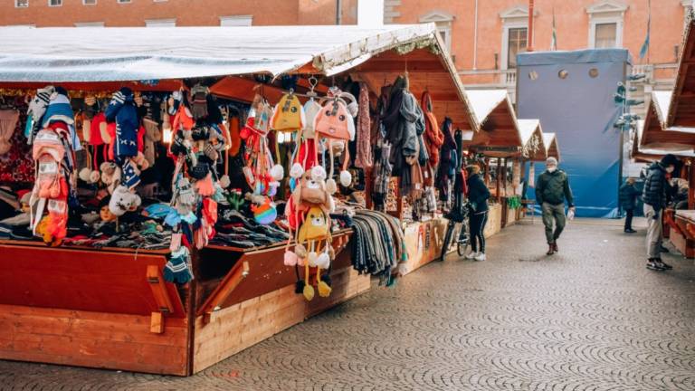 Forlì, mercatino di Natale: si parte domenica 27 in piazza Saffi