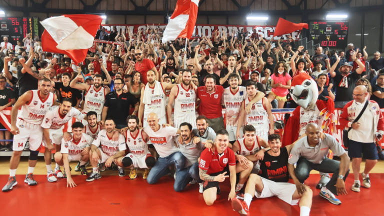Basket B play-off, quasi 3mila spettatori a Rimini per gara1 con Faenza - Gallery
