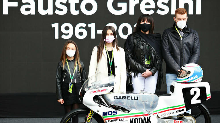 Il tributo a Fausto Gresini a Imola e Portimao