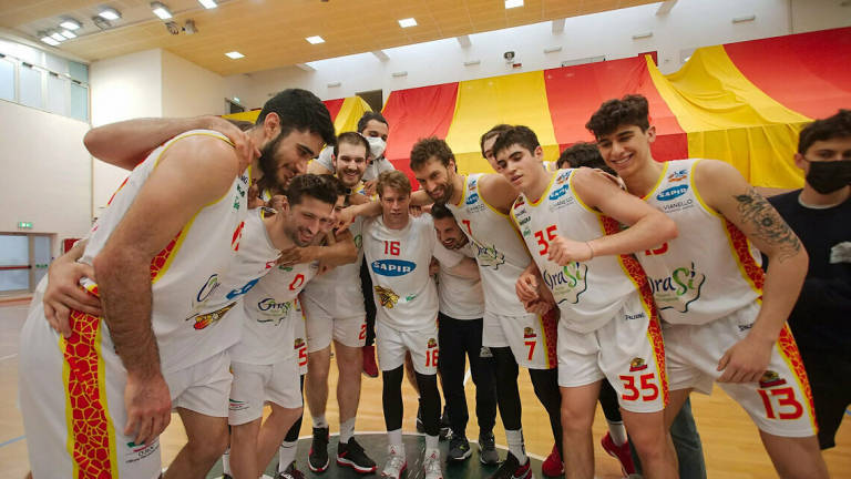 Basket A2, l'OraSì chiude con una vittoria schiacciante (85-59)