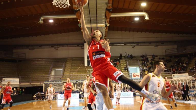 Basket A2, l'Unieuro sbanca Frosinone e spegne la Stella Azzurra (68-74)