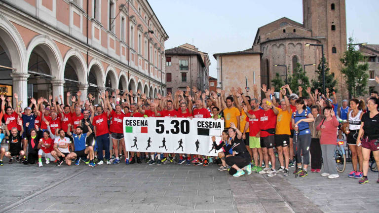 In 500 di corsa all'alba per la “5.30 Run Cesena”