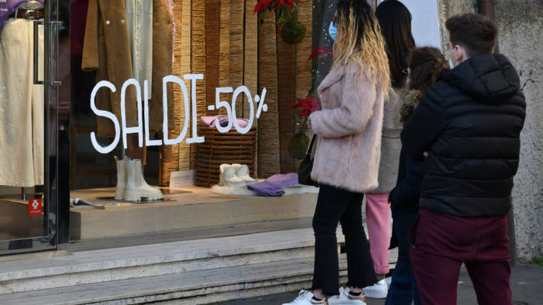 Confcommercio Cesena: Saldi in picchiata prima della chiusura