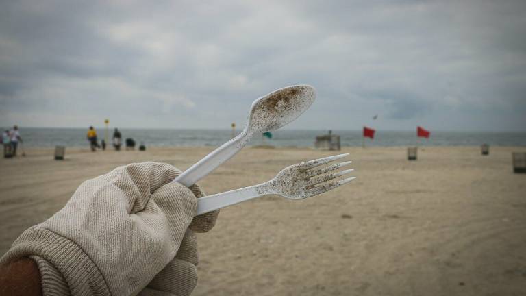 Rimini, le leggi della spiaggia: cosa si può fare e cosa è proibito