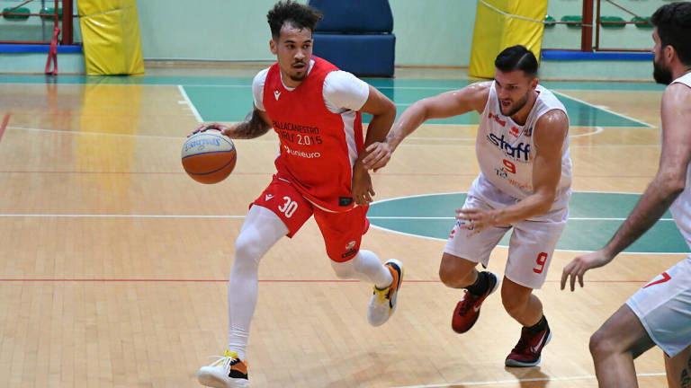 Basket A2, i numeri di maglia della nuova Unieuro Forlì