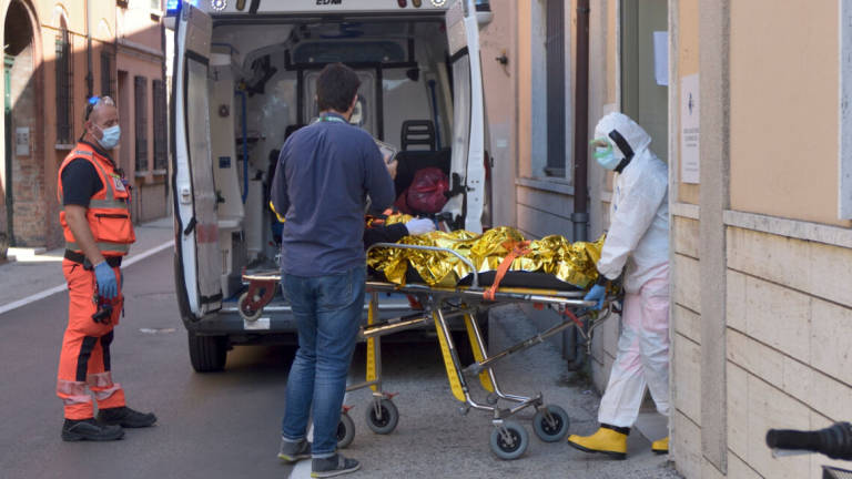 Ravenna, casi di coronavirus a S. Teresa portati all'ospedale