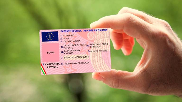 Savignano. Si spaccia per il cugino dopo un incidente, gli aveva rubato la patente