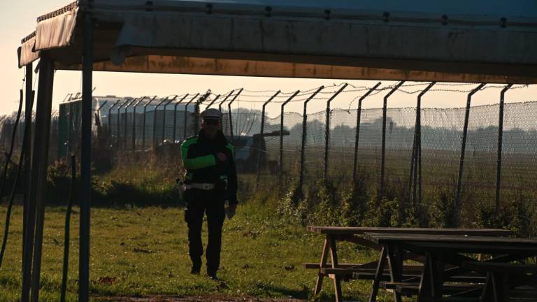 Precipitano con il paracadute. Le immagini della tragedia FOTOGALLERY