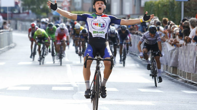 Ciclismo, Davide Dapporto trionfa al Gp di Montegranaro