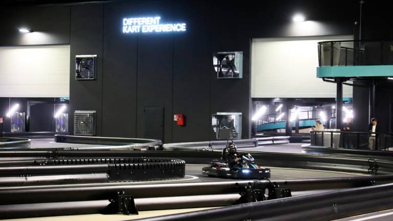 Imola, adrenalina e tecnologia per correre nel nuovo kartodromo di “theway” costruito in 498 giorni VIDEO E FOTOGALLERY