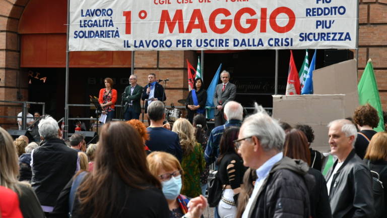 Forlì. Musica e dibattito in piazza per la festa dei lavoratori - Gallery