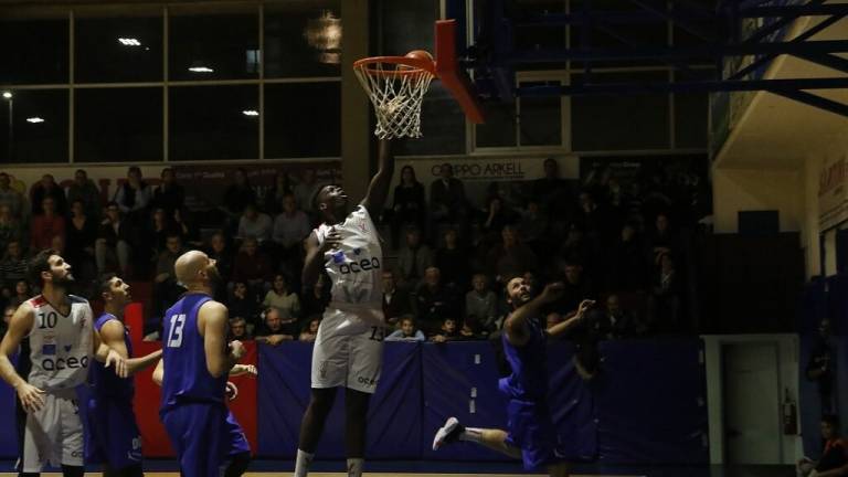 Basket B, Ndour è il nuovo centro dei Tigers Cesena