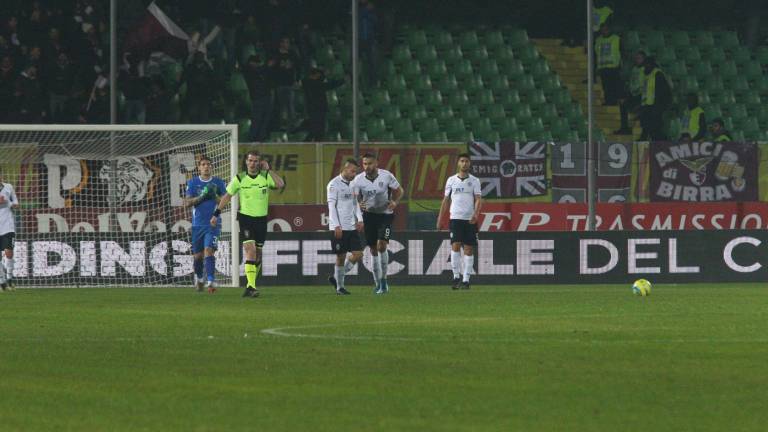 Calcio, figuraccia del Cesena contro il Fano (0-4)