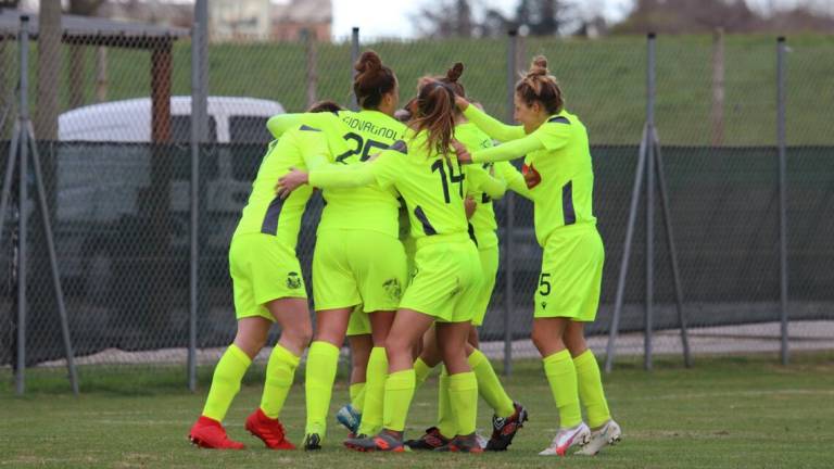 Calcio B donne, il Ravenna Women travolge 4-0 Perugia