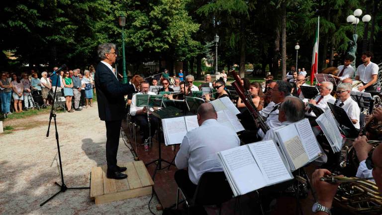Festa della Repubblica, le celebrazioni a Cesena, il sindaco: “Ricordiamoci tutti di quanto sia importante il diritto di voto” VIDEOGALLERY
