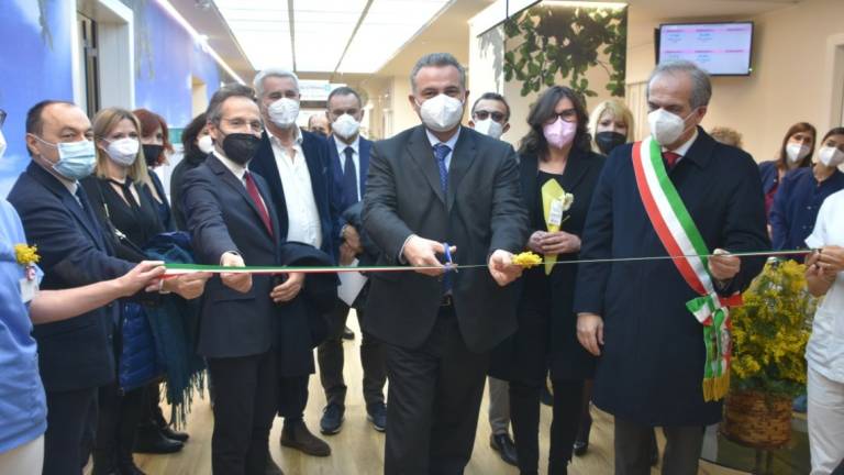 Forlì, inaugurata prevenzione oncologica al Morgagni-Pierantoni