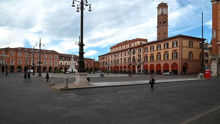 Uno scorcio di piazza Saffi