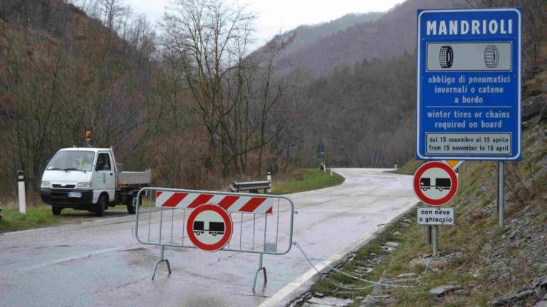 Bagno di Romagna, sequestrato tratto della sp Dei Mandrioli