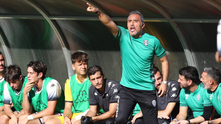 Calcio C, il Montevarchi punisce Malotti dopo l'aggressione al tecnico del Cesena, Domenico Toscano
