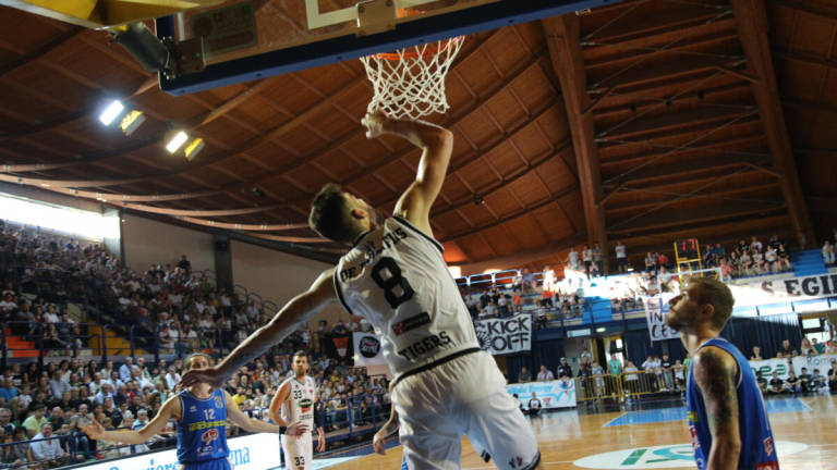Basket B play-off, Amadori Cesena ko al Carisport: Orzinuovi sul 2-1