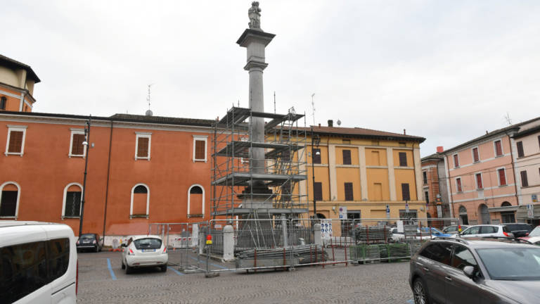 Forlì. Parcheggi tolti in centro per lavori: la protesta cresce ma il Comune va avanti