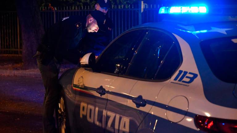 Forlì, nel giro di una notte prova a rubare in tre locali tra bar e ristoranti: 26enne arrestato