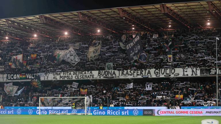 I tifosi del Cesena contro il divieto di trasferta a Padova. La Curva Mare: “Sabato saremo a Villa Silvia a caricare la squadra”