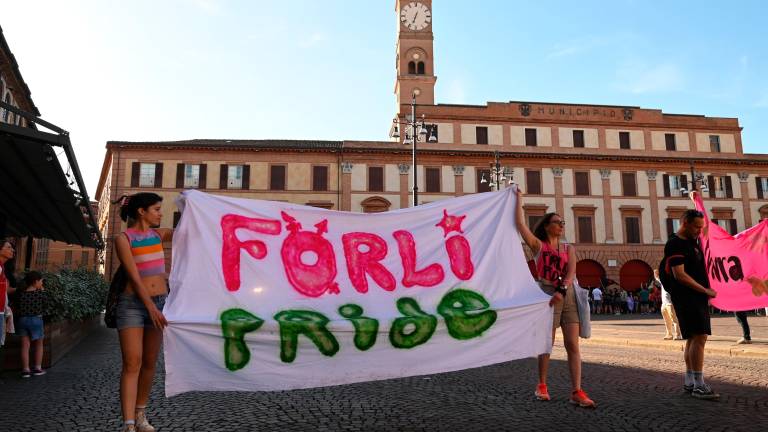 Forlì Pride, un lungo corteo arcobaleno FOTOGALLERY