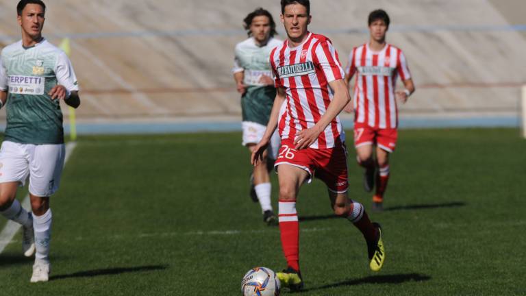 Calcio Serie D Girone F, Forlì salvo, Santarcangelo ai play-out