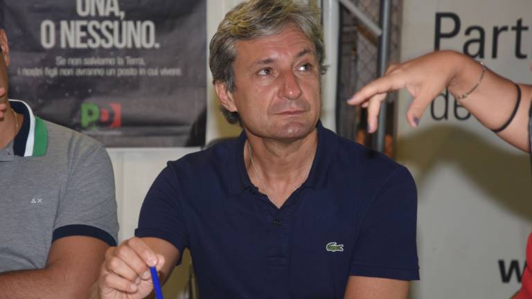 Sgarbi promuove il sindaco di Rimini ministro: Gnassi è meglio di me
