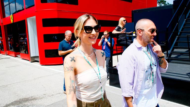 Imola, Formula 1. Da Barbara D’Urso ad Hamilton, la mattina al paddock - Gallery