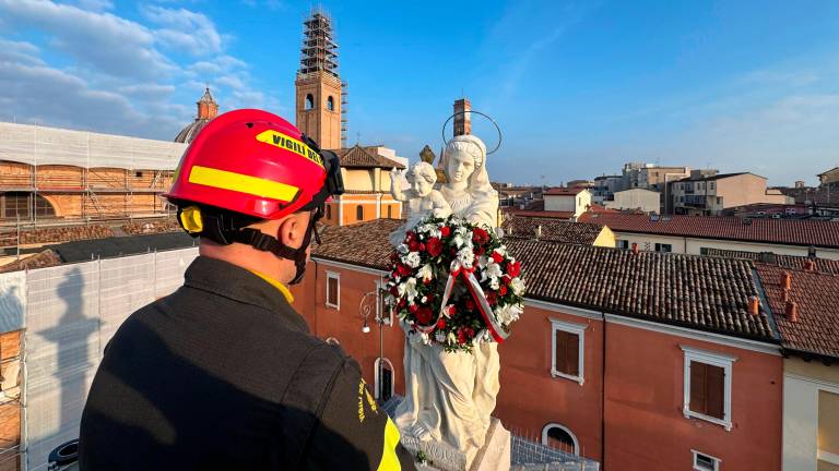 Forlì, la Fiorita dei bambini per la Madonna del Fuoco VIDEO E FOTOGALLERY