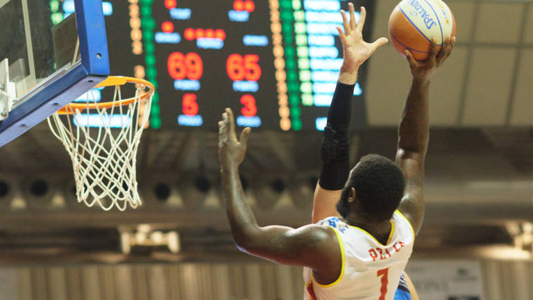 Basket, la capolista OraSì riparte in casa contro Verona