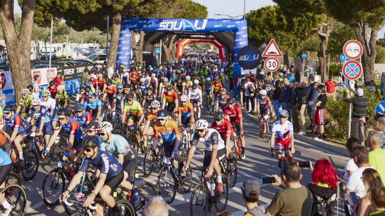 Ciclismo, Granfondo Squali Trek 2023 a Cattolica: superati i 3mila iscritti