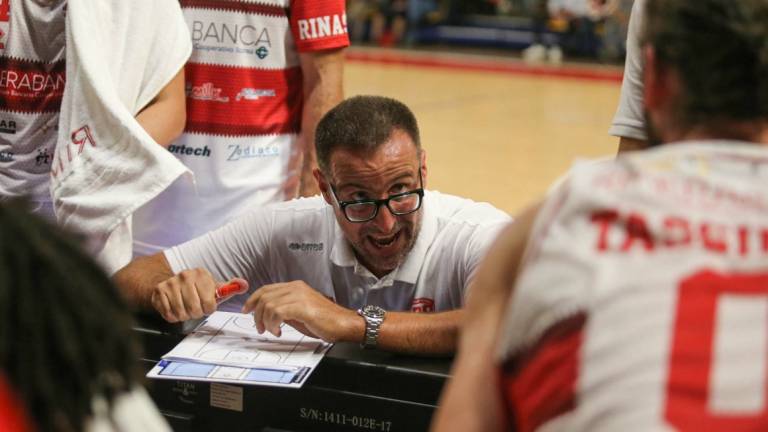 Basket A2, Ferrari oltre la sconfitta: Rimini, la migliore gara di inizio stagione