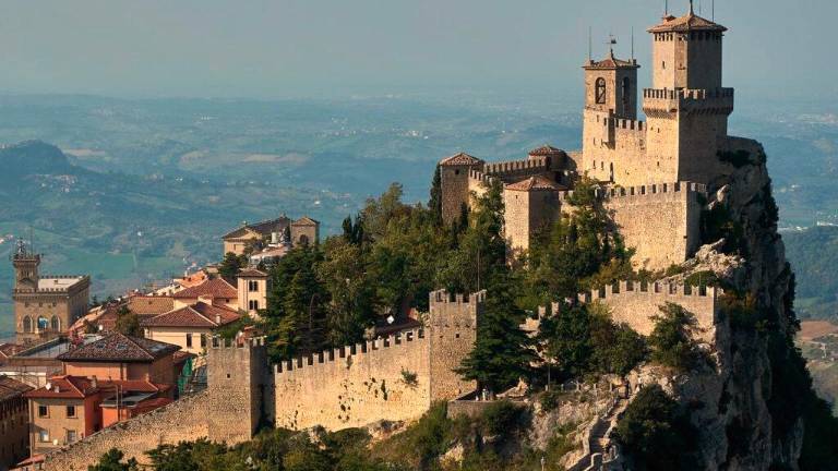 Rientrati tutti i cittadini sammarinesi dagli Emirati Arabi Uniti