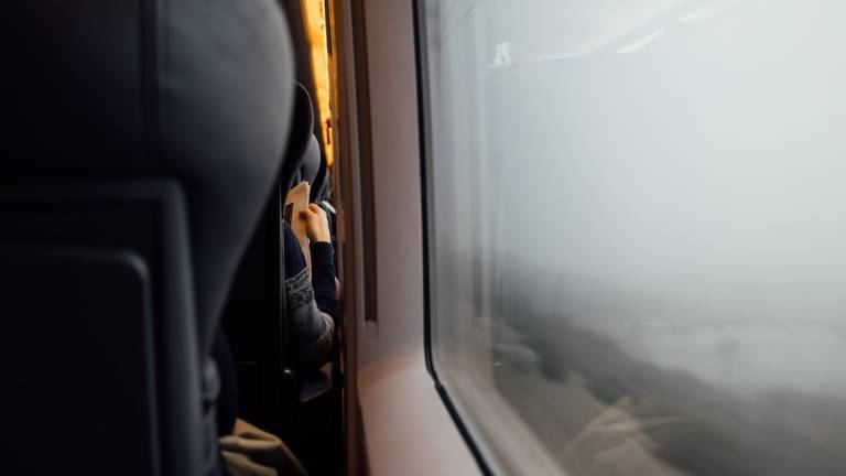 Rimini, travolto dal treno: lo studente 21enne stava tornando a casa dagli amici