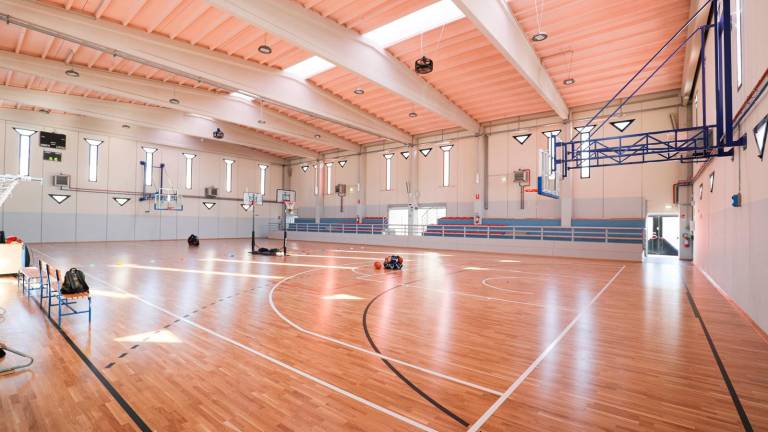 Sant’Agata sul Santerno, riecco il palazzetto dello sport dopo l’alluvione - Gallery