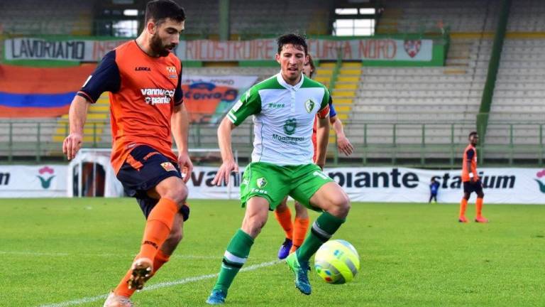 Calcio C, il Rimini ad un passo dal mediano Casini