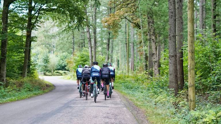 Un tris di salite di inizio autunno: 110 km con il muro di Giaggiolo