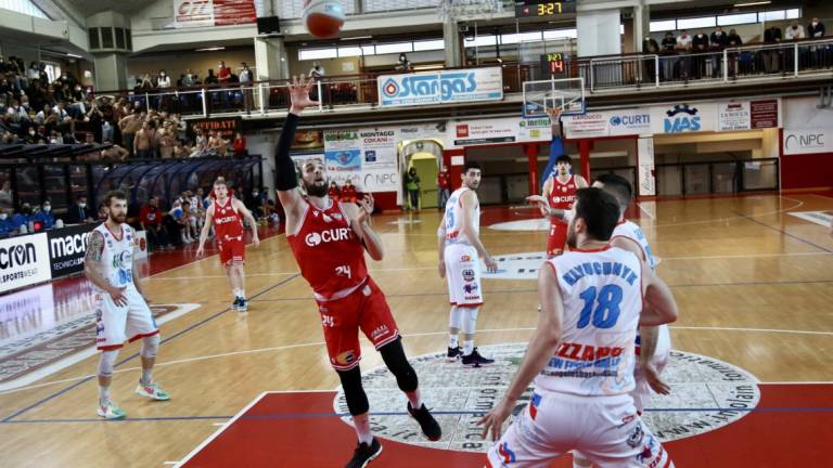 Basket B, Andrea Costa: torna Cusenza e se ne va Agostini