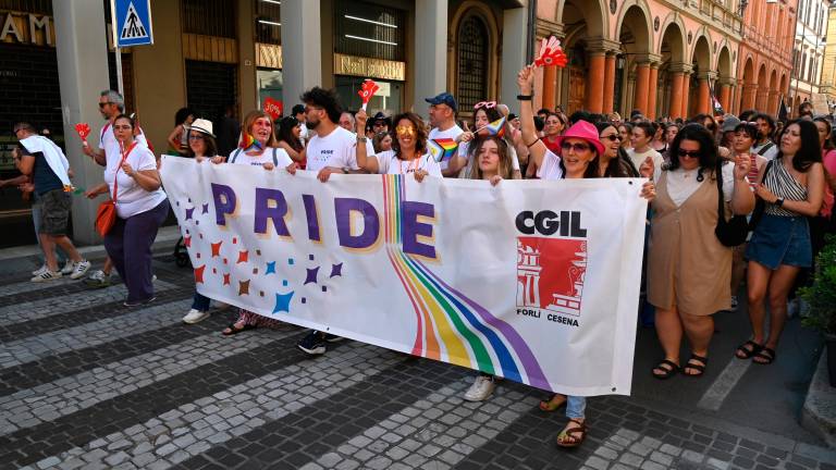 Forlì Pride, un lungo corteo arcobaleno FOTOGALLERY