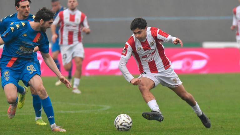 L’attaccante biancorosso Valentino Coveri (foto FABIO BLACO)