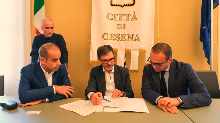 Cesena. Sottoscritto l’accordo per la gestione dell’impianto d’atletica all’Ippodromo