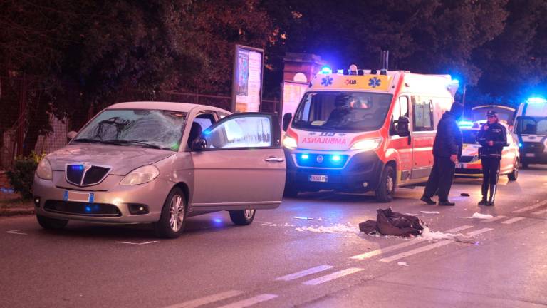 Ravenna, incidente: travolto da un’auto in via Faentina, anziano in gravi condizioni