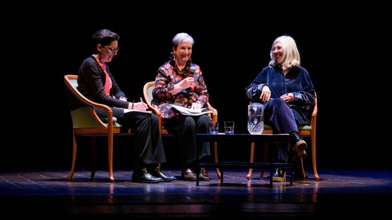 L’incontro con Catherine Dunne, al teatro Bonci