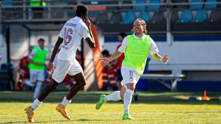 Joshua Tenkorang esulta dopo il gol-vittoria segnato all’andata, il 5° in 4 giornate: domani dovrebbe tornare in panchina