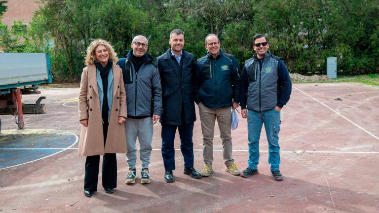 Imola, sopralluogo del sindaco a cantieri di edilizia scolastica per 10 milioni di euro