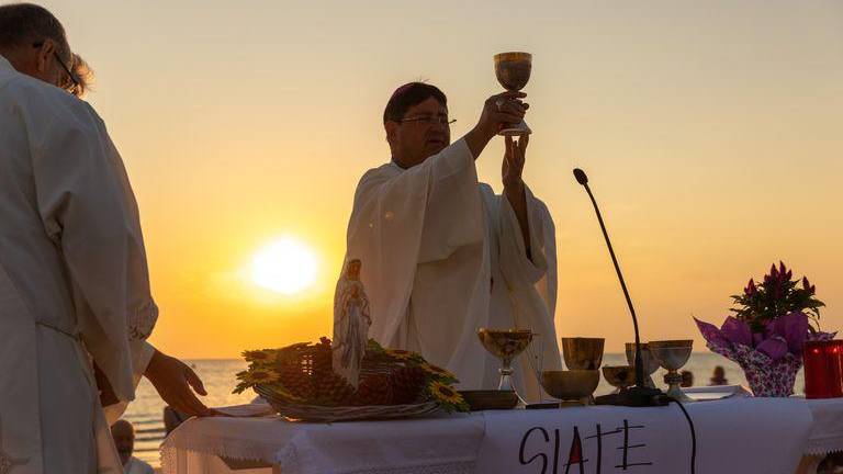 Il vescovo di Rimini Nicolò Anselmi